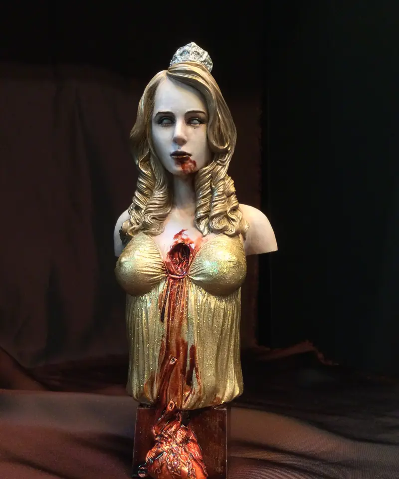 ケサランパサラン・ゾンゲリアン/プロムクイーンバストアップ