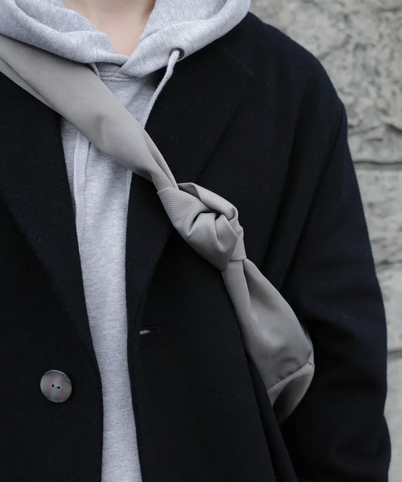 BIG HALF MOON SHOULDER BAG | CTHY