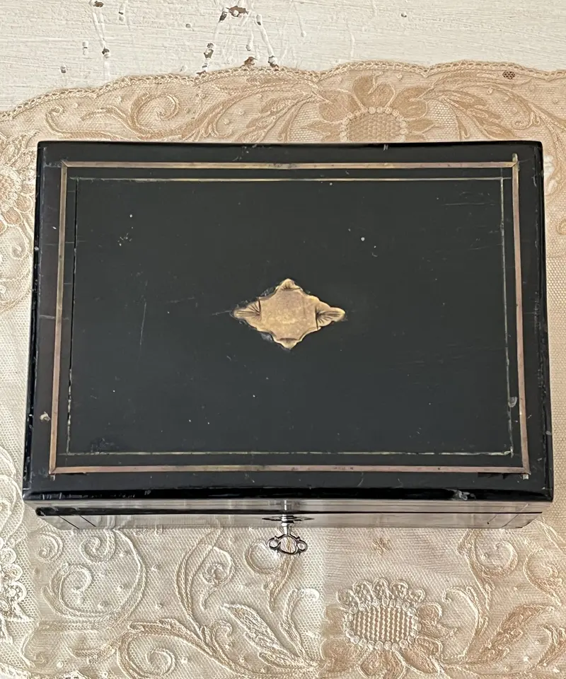 美品】フランスアンティーク ナポレオンスタイル 鍵付き 木製のBOX[940