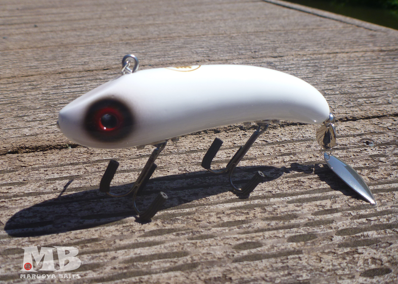 大特価!! 丸親商會 丸親ベイツ ASSAULT DARTER／半身 ルアー用品