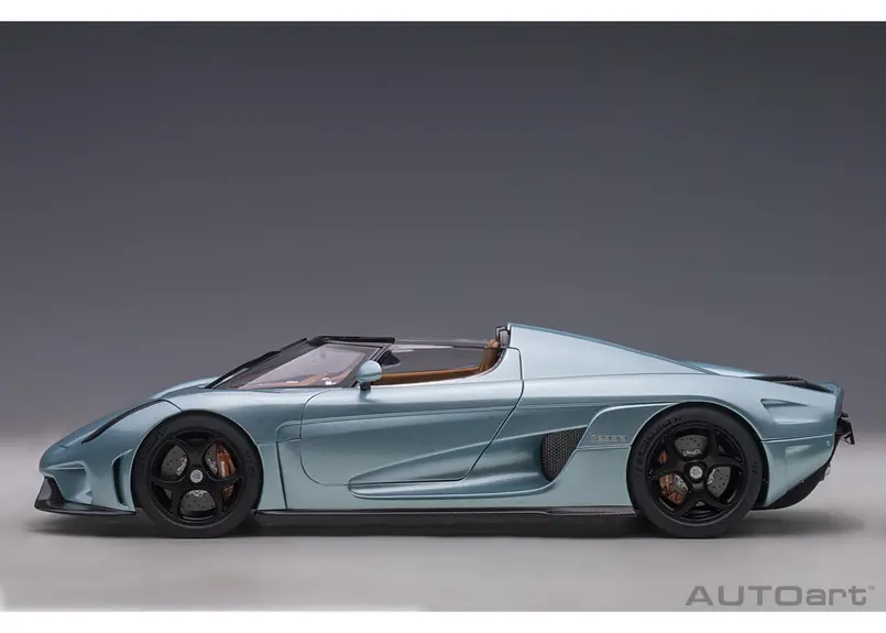 AUTOart 1/18 ケーニグセグ レゲーラ （メタリック・ライトブルー