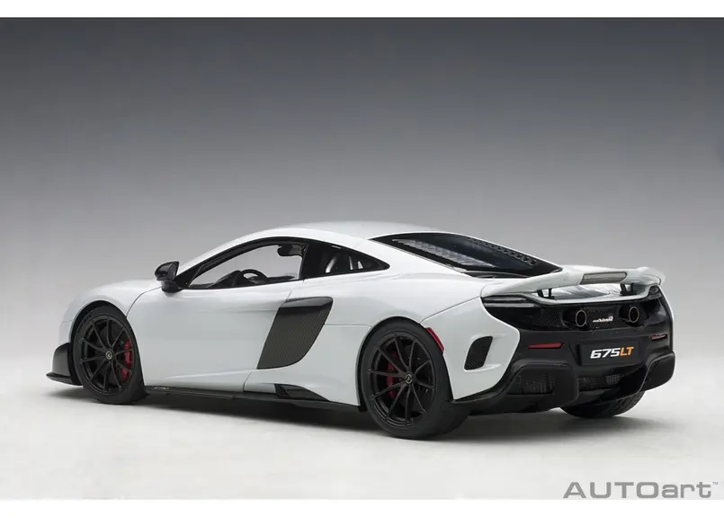 AUTOart 1/18 マクラーレン 675 LT (メタリック・ホワイト) 76046 |...