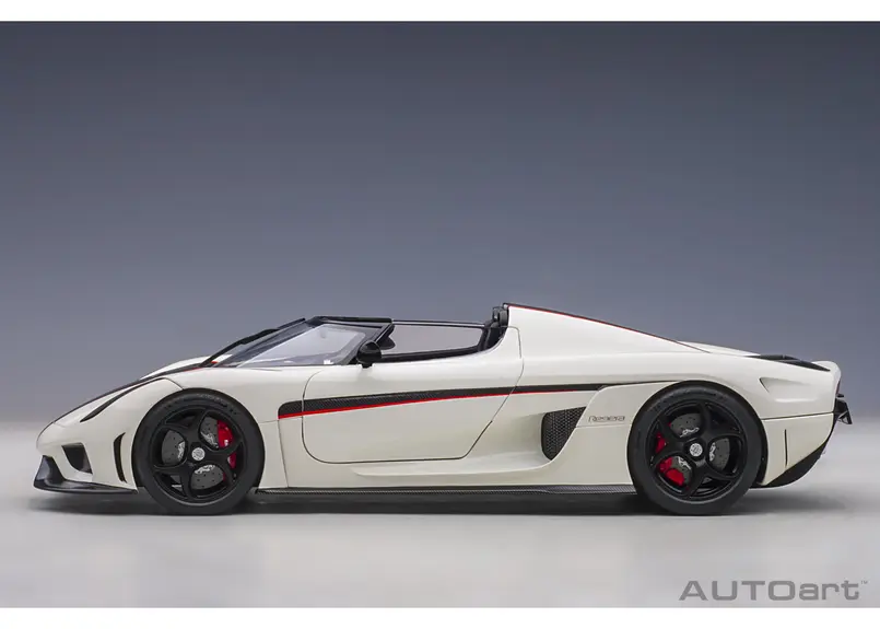 AUTOart 1/18 ケーニグセグ レゲーラ （ホワイト／カーボンブラック