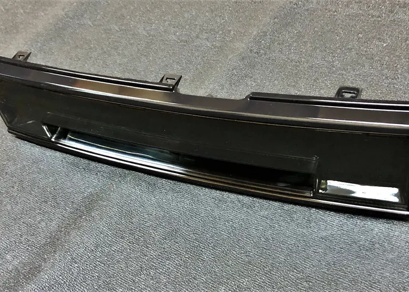 Flo's AE86 カローラレビン後期型GTV フロントグリル（フォグ穴無