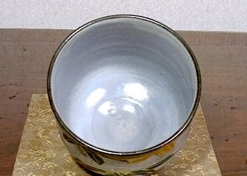 京焼・清水焼 宮川一三(香雲)作 乾山写 笹絵 茶碗 共箱 無傷 保証