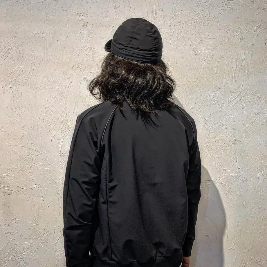62b0113ef405a1569c8bf193