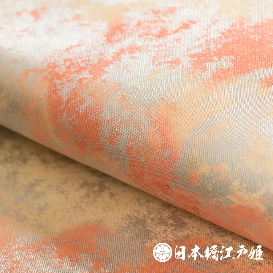 5ce96a27adb2a1466b577131