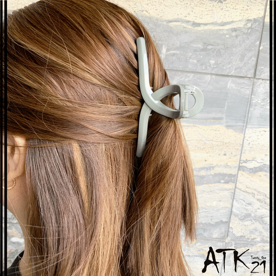 5f243940afaa9d44d58fa20a