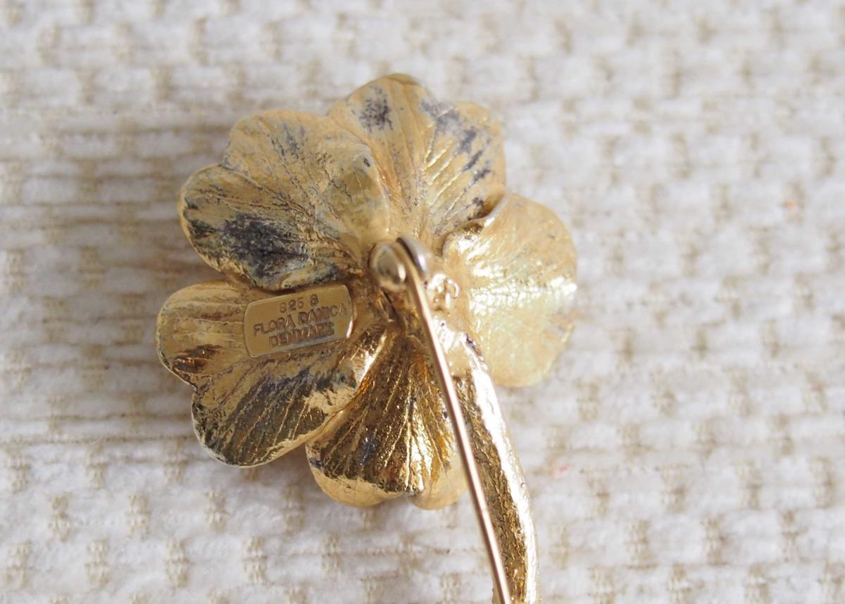 サイン・掲示用品 パネル ブローチ 【b260】 花 FLORA DANICA DENMARK