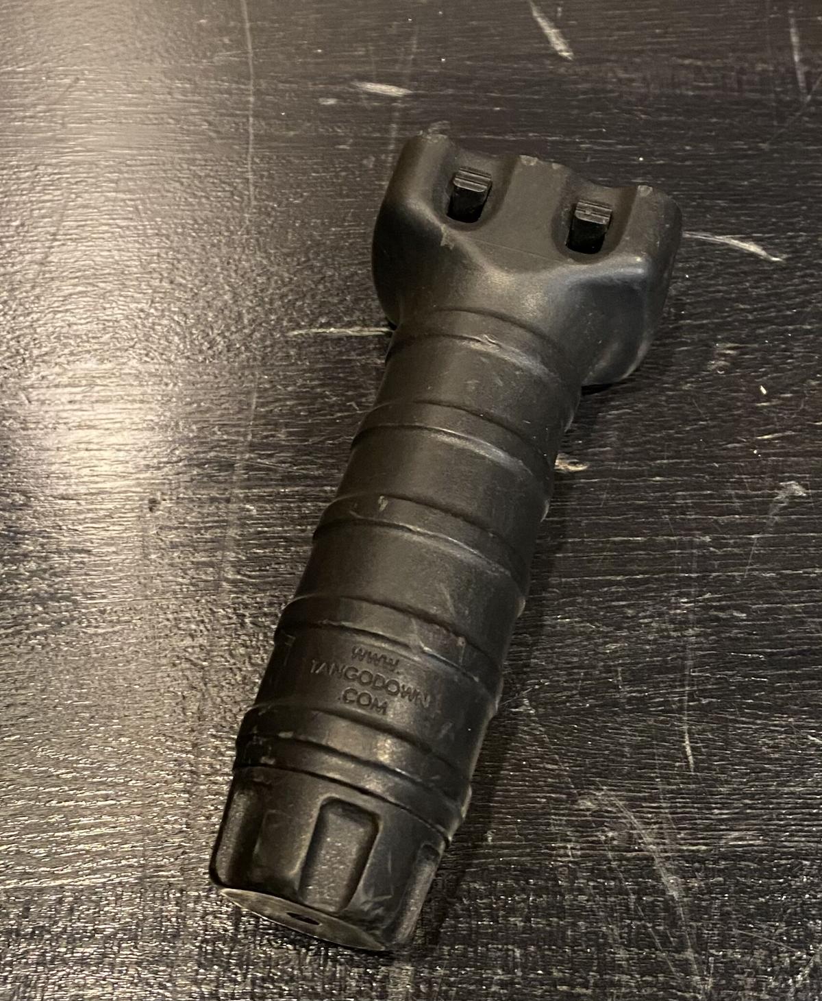 レア 実物 マガジン タンゴ ダウン