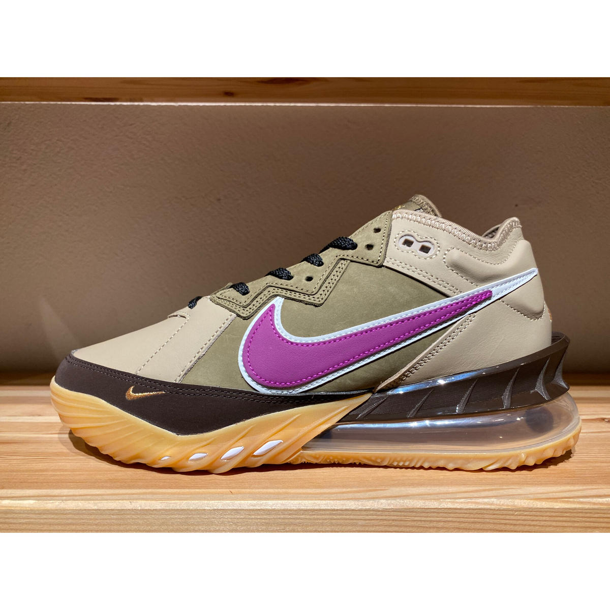 ☆atmosコラボ・VIOTECH - NIKE LEBRON XVIII LOW NRG |...