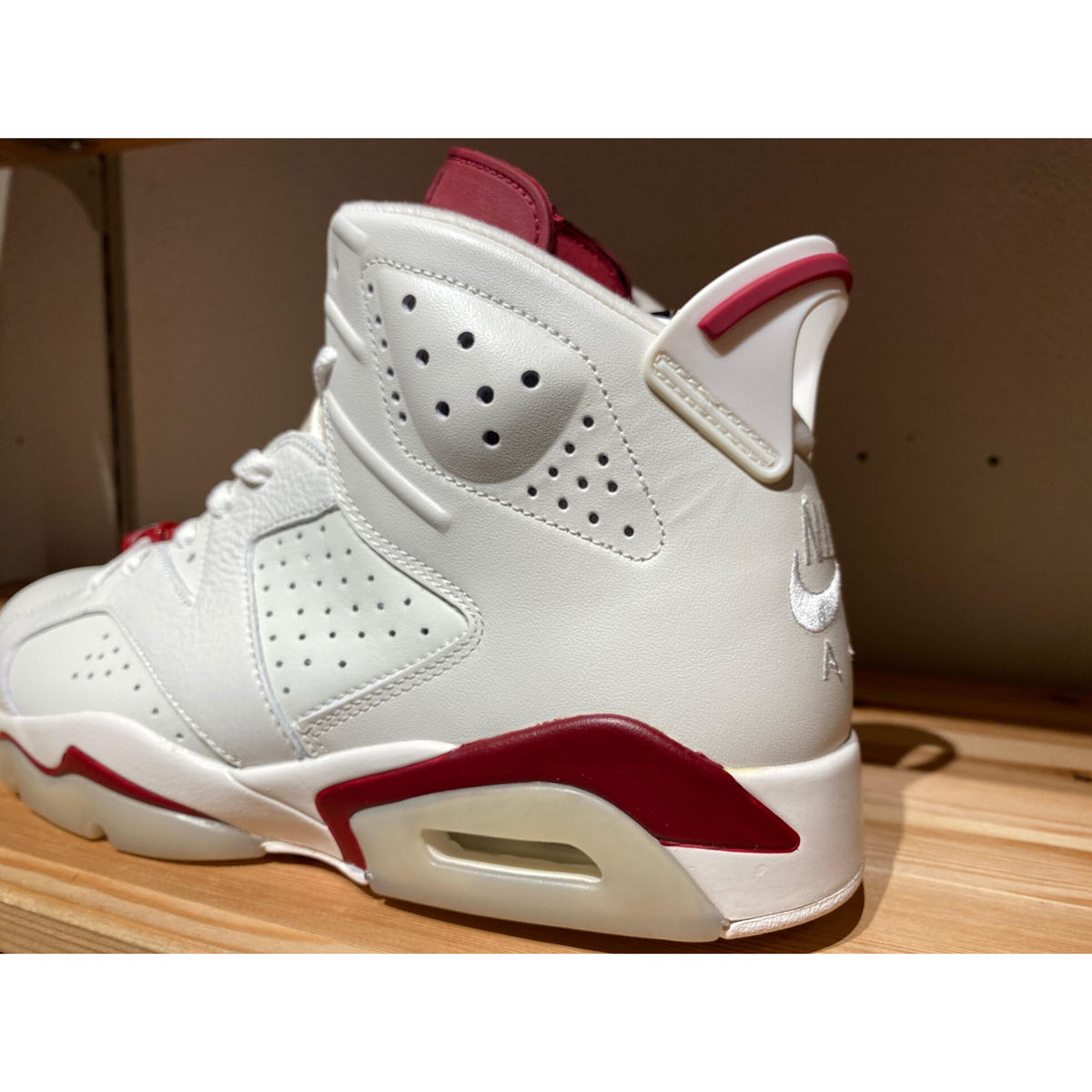 ☆MAROON - NIKE AIR JORDAN 6 RETRO | 9H9H NAHANAHA
