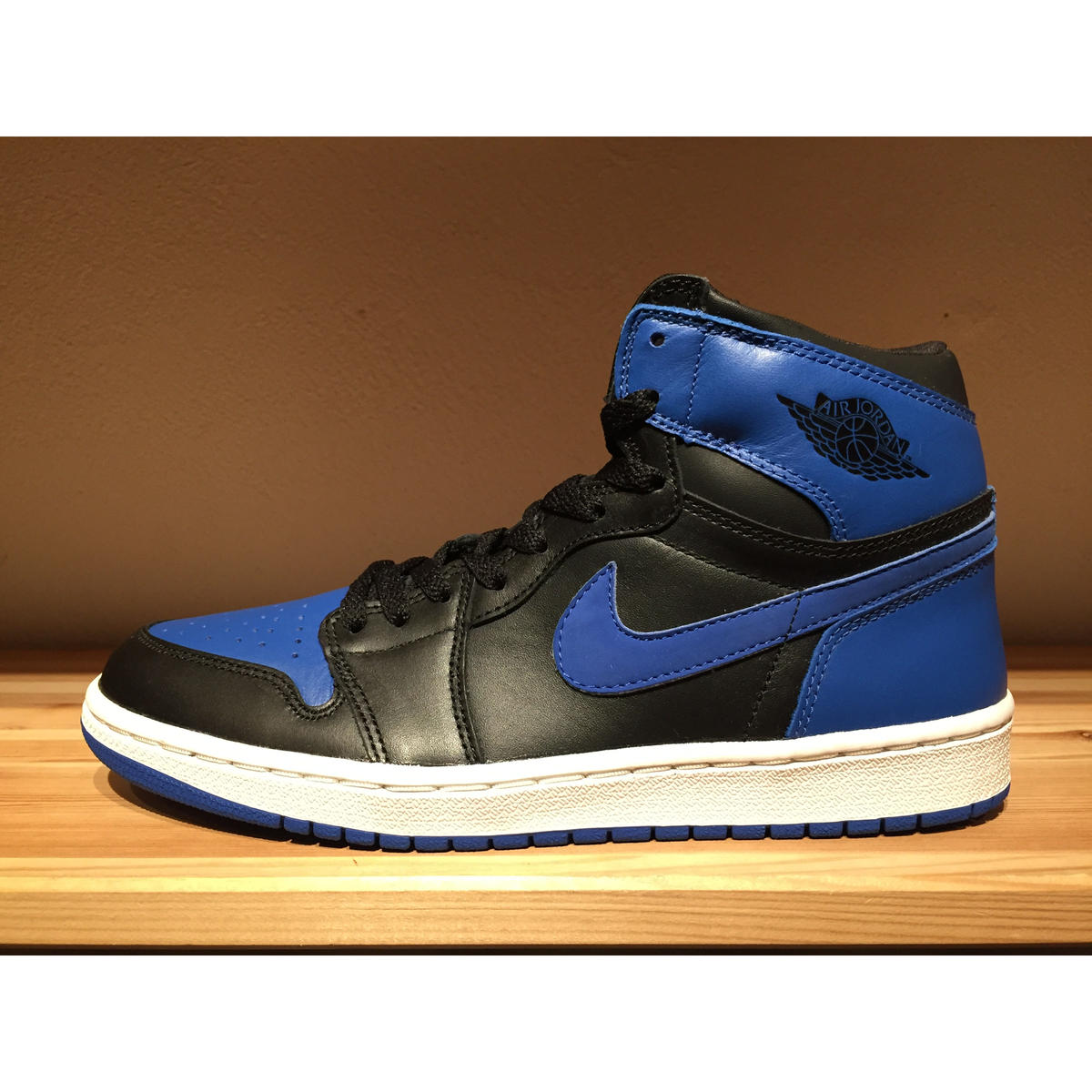 早割クーポン! ナイキ エア JORDAN 27000足限定 ジョーダン RETRO 1