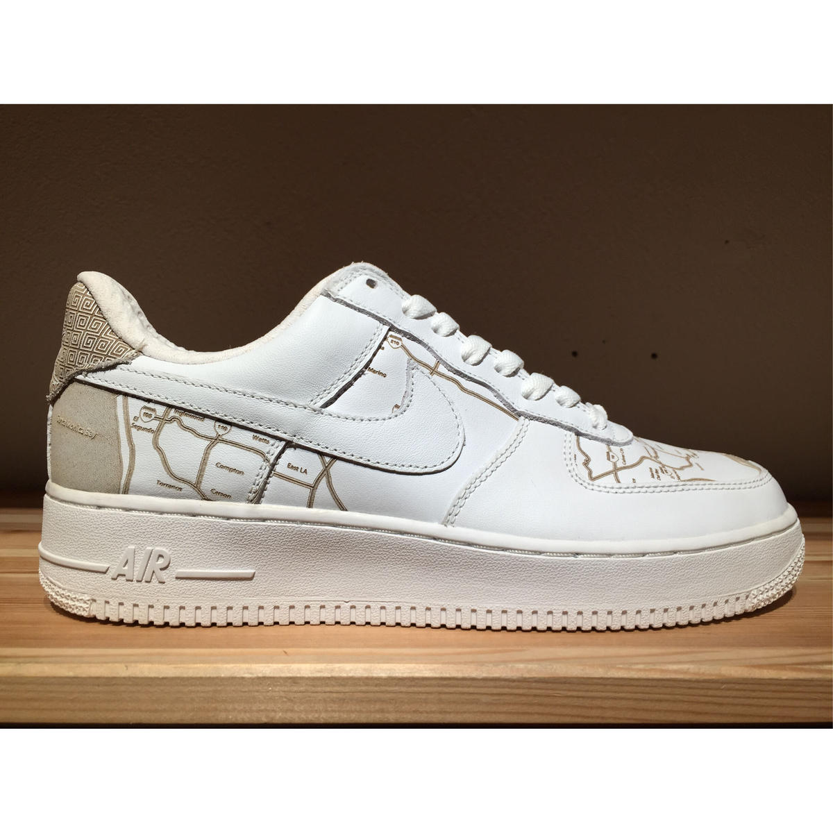 mister cartoon air force 1