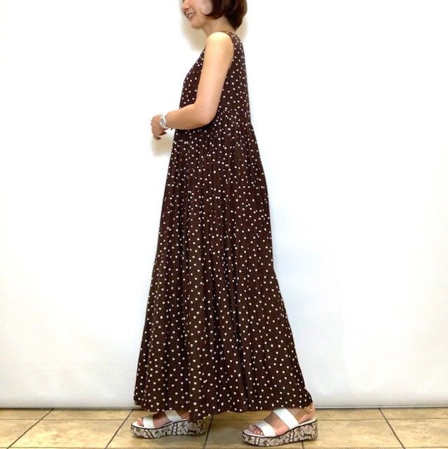 Yangany ヤンガニー ドット柄のノースリーブワンピース Aimant エマン