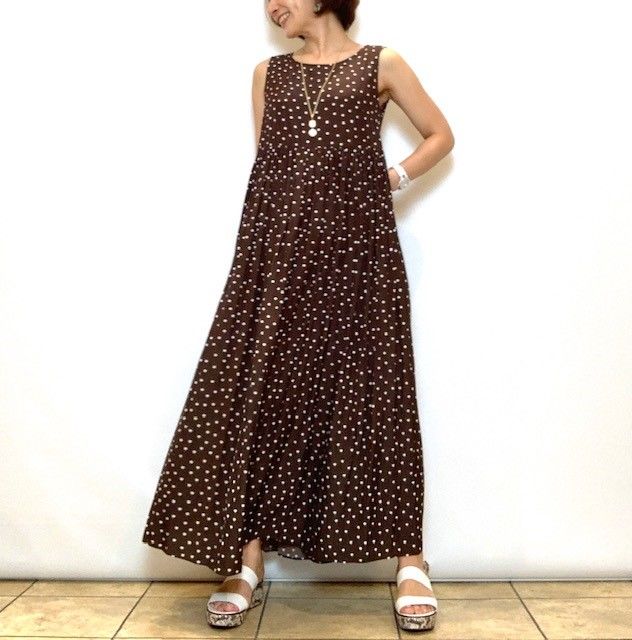 Yangany ヤンガニー ドット柄のノースリーブワンピース Aimant エマン