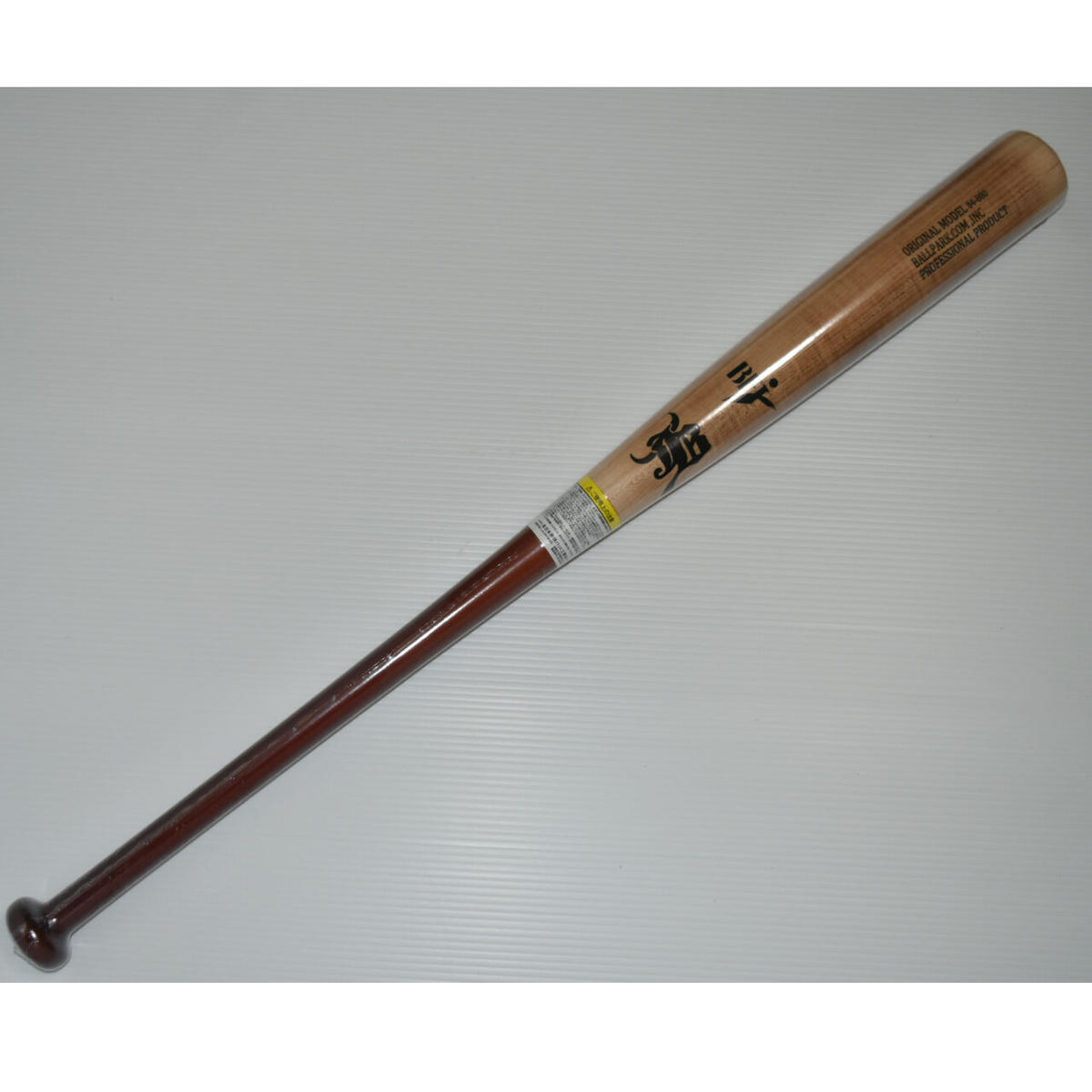 和牛JB 010【84cm】和牛JBバット/北米産メイプル/硬式木製/BFJマーク入り 在庫特価品 硬式木製バット 和牛 JB BFJマーク付 2本セット 85cm 北米産メイプル バット