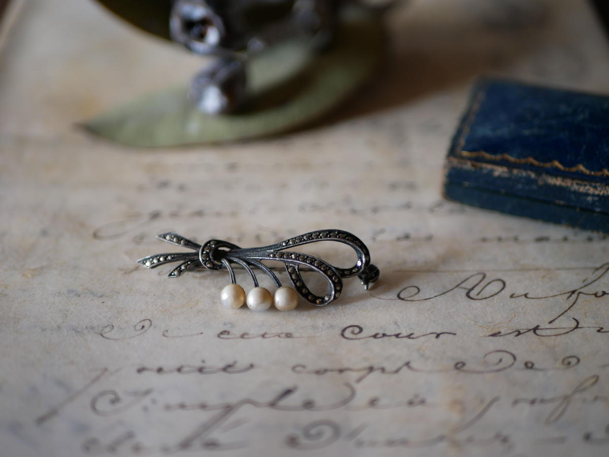 商談中 フランス アンティーク ブローチ Brocante すずらん Mamantique