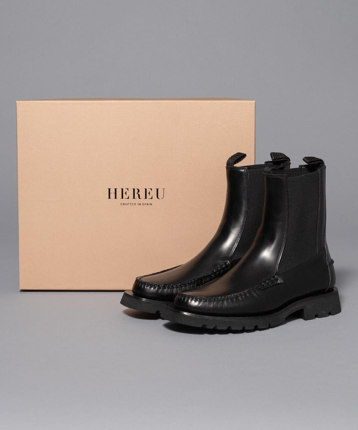 りHEREU Alba sport black サイドゴアブーツ　39 り様専用HEREU Alba sport black サイドゴアブーツ 39 - メルカリ