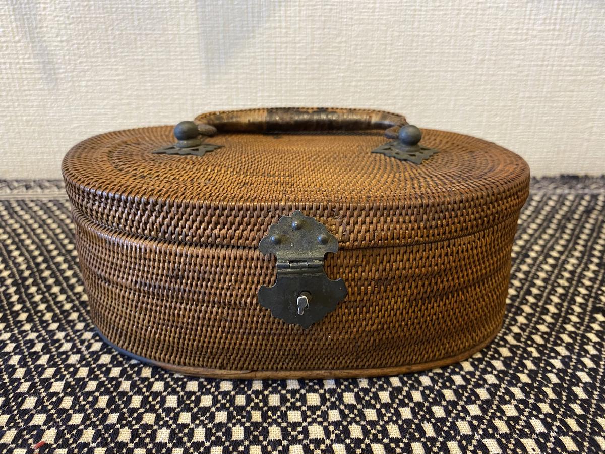 タイ アンティークかご