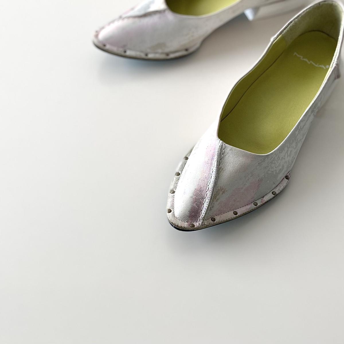 521131 スティッチ・パンプス