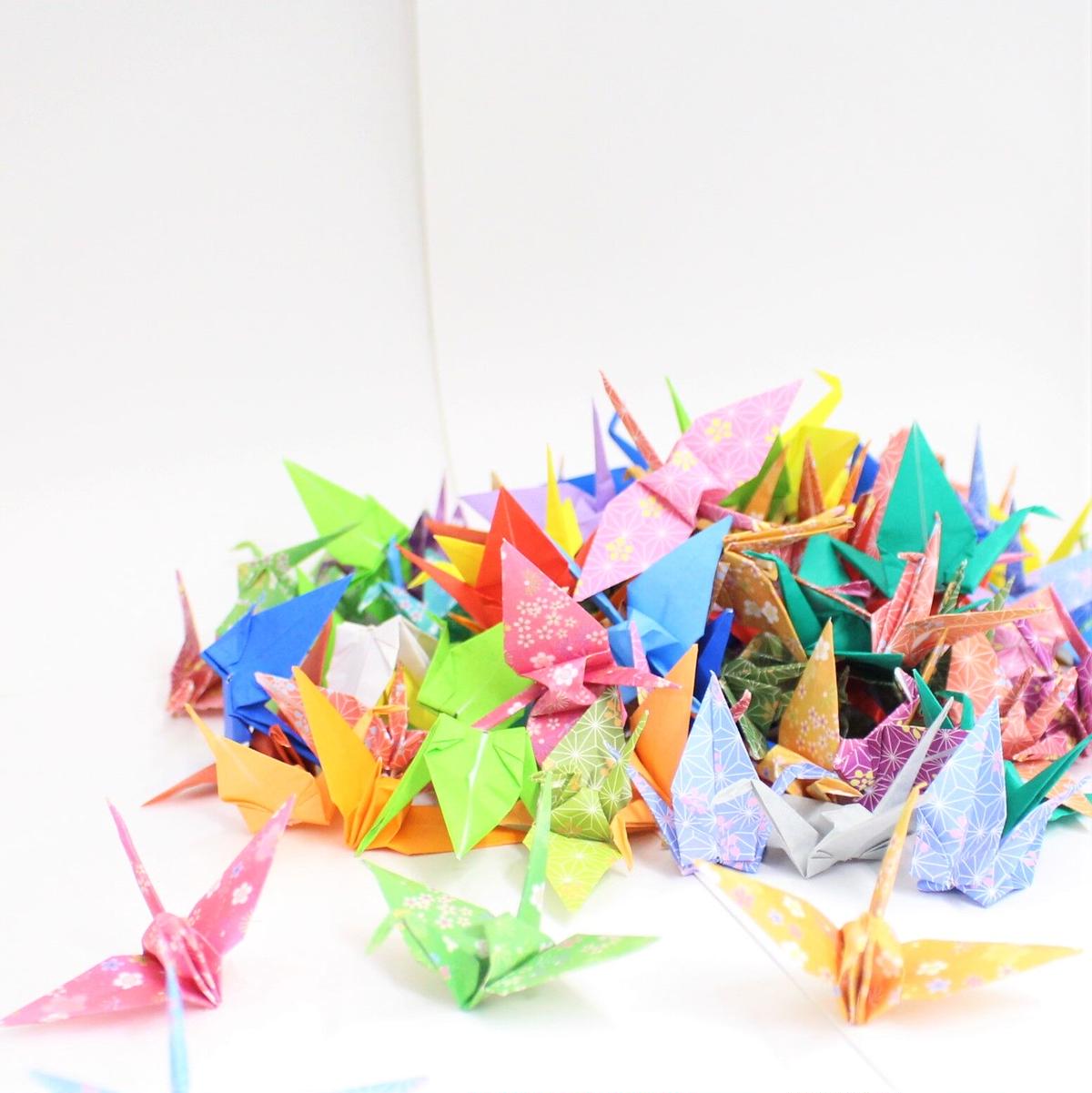 送料無料 折り鶴シャワー100羽 柄のみ 前撮り小物 結婚式前撮りアイテム ウェディン