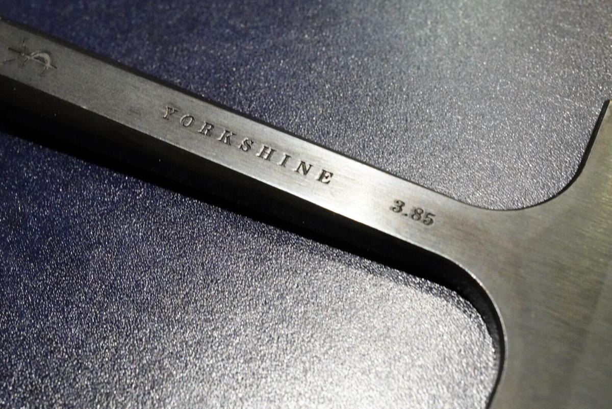 YORKSHINE ヨーロッパ目打ち 12刃 ※予約販売中 | at Leather Wor...