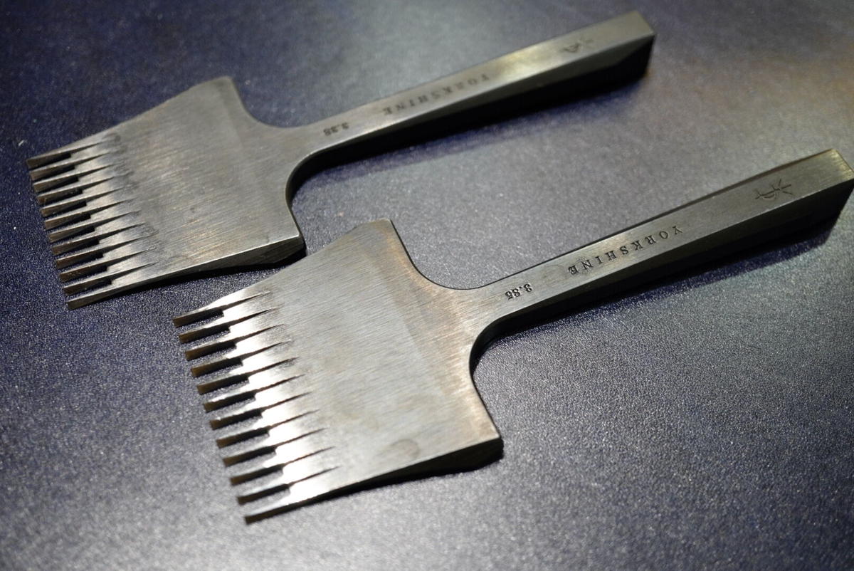 YORKSHINE ヨーロッパ目打ち 12刃 ※予約販売中 | at Leather Wor...