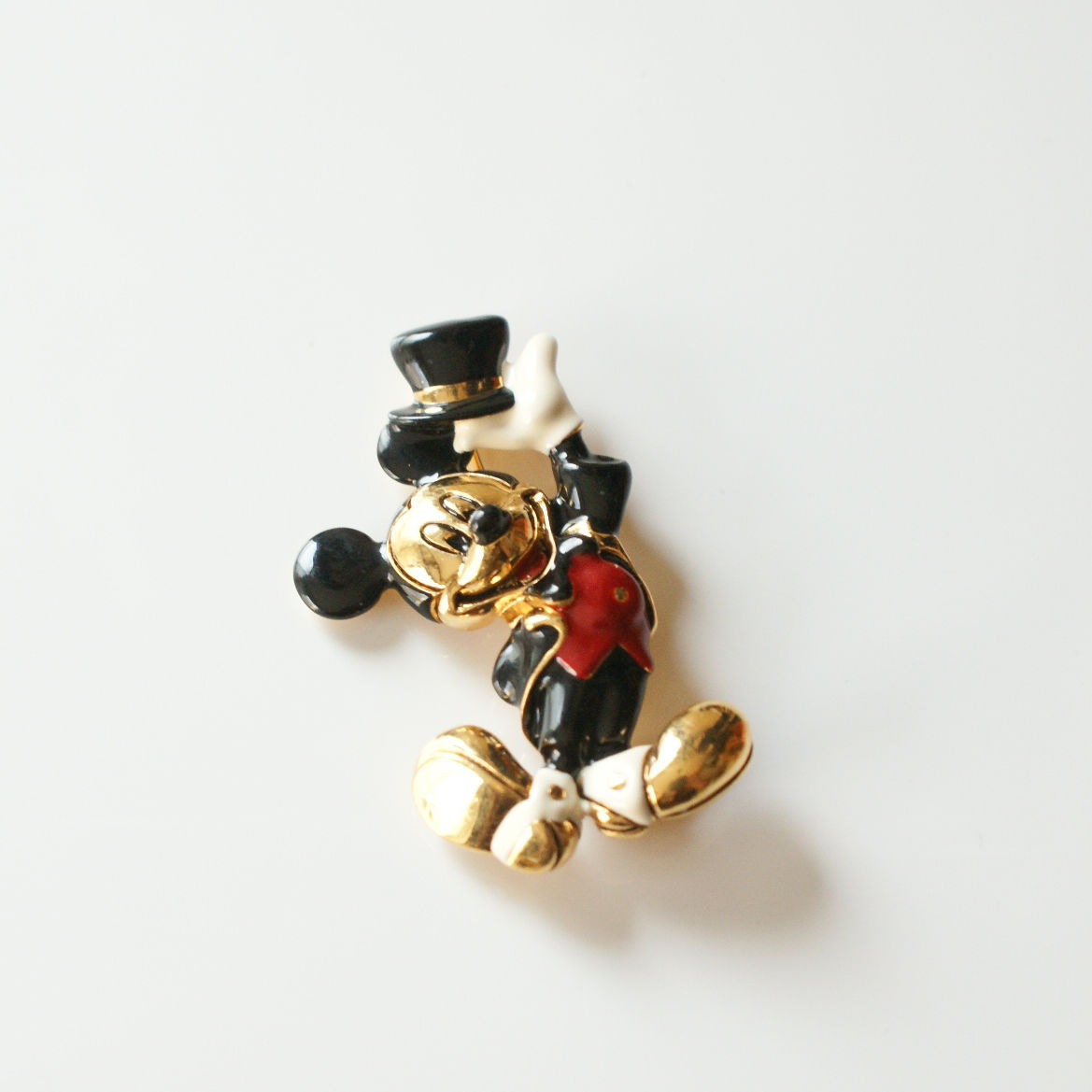 Disney Naiperネイピア ディズニーミッキーマウス マジシャン ブローチ ヴィン