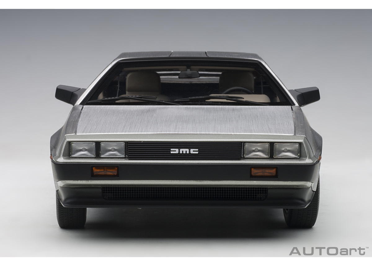 AUTOart 1/18 デロリアン DMC-12 (サテンシルバー) 79916 | AUT...