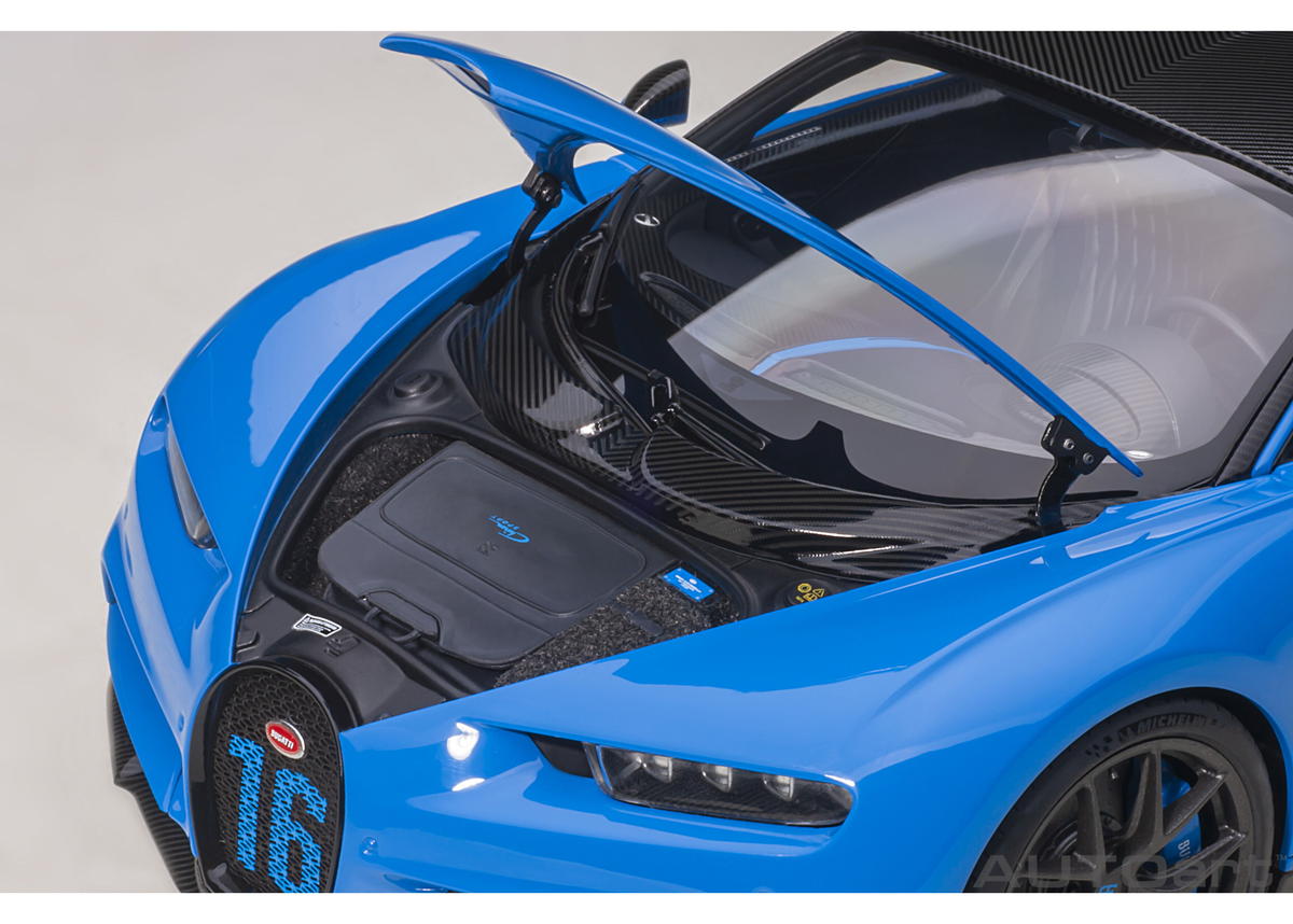 AUTOart 1/18 ブガッティ シロン スポーツ 2019 (フレンチ・ブルー/カーボン...