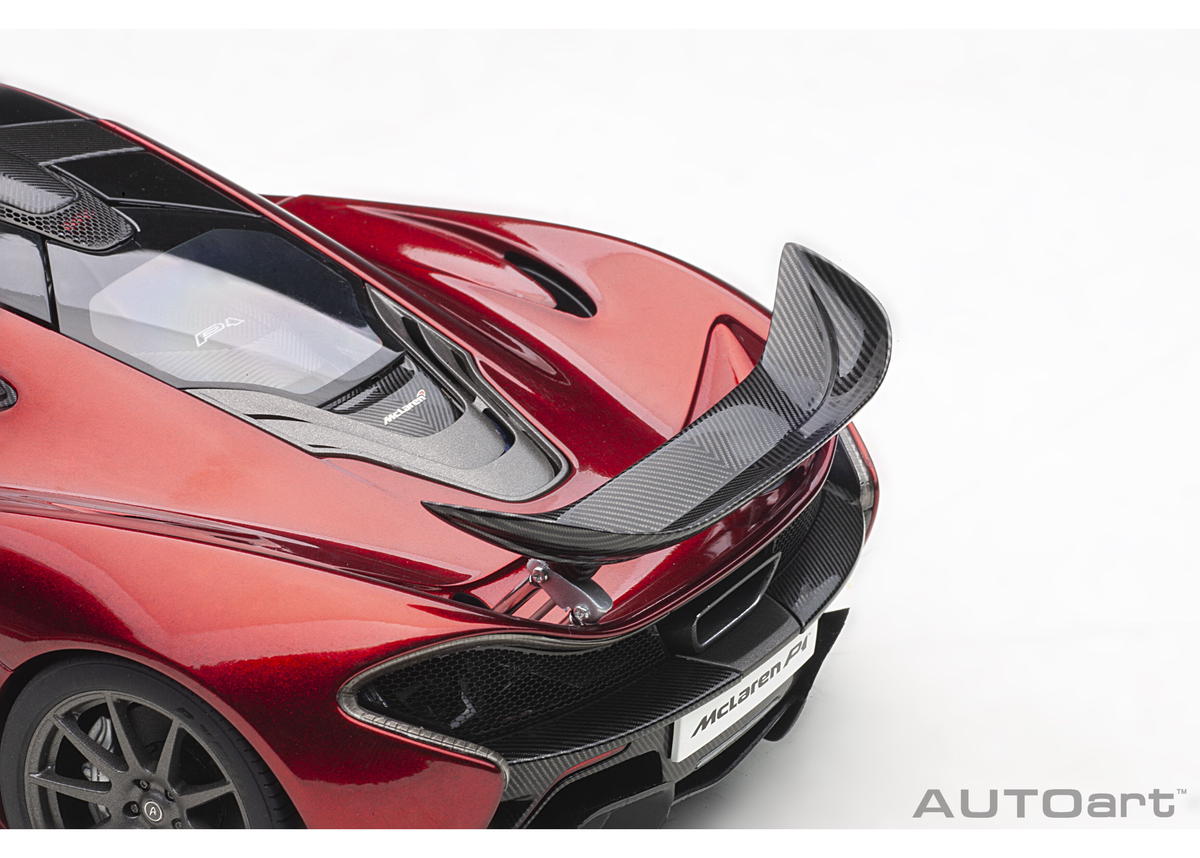 Autoart 1 18 マクラーレン P1 メタリック レッド Auto
