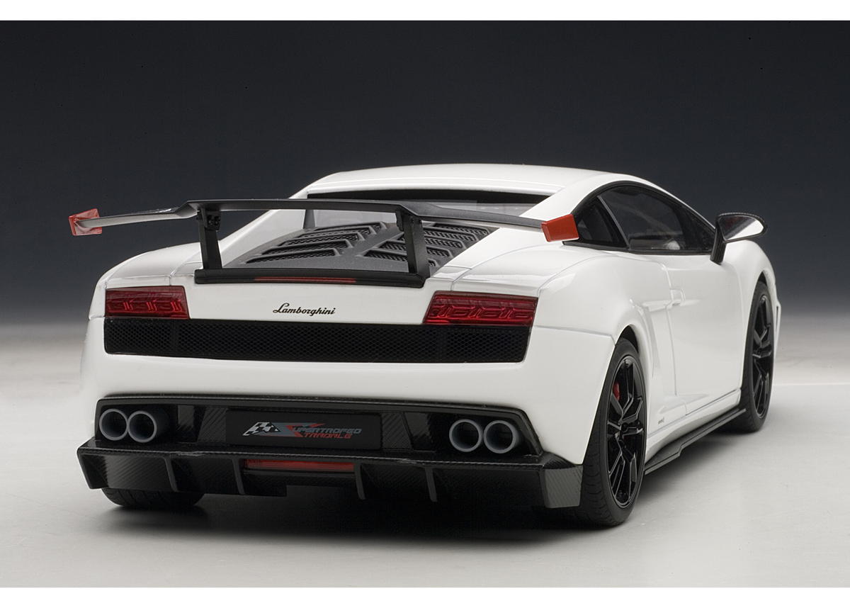 限定版 グレー スーパーレジェーラ Lp570 4 ガヤルド ランボルギーニ 1 18 絶版品 オートアート 車 Popschooltwenterand Nl