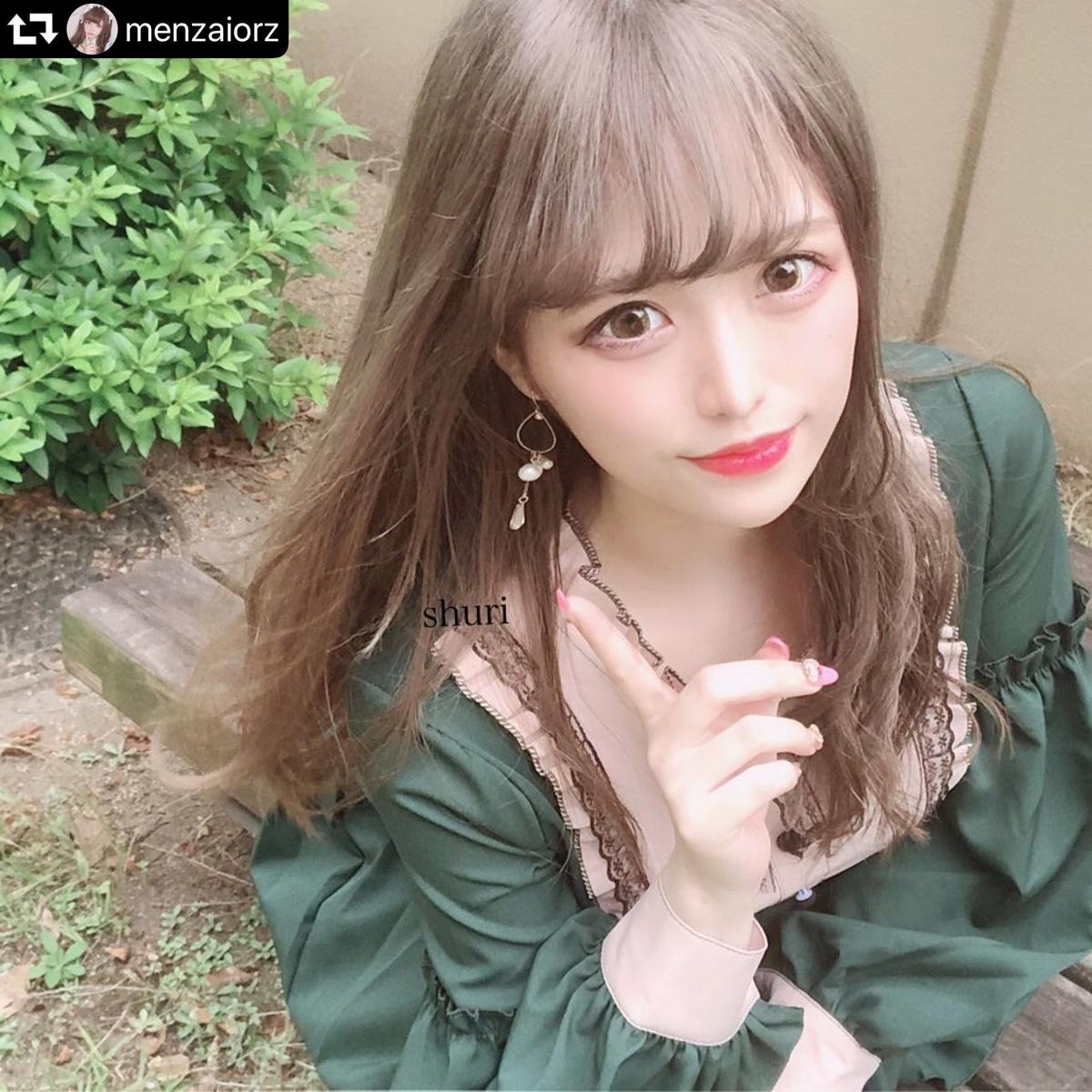 Shuri様着用 アリス風 ビッグフレアワンピース Fancy World