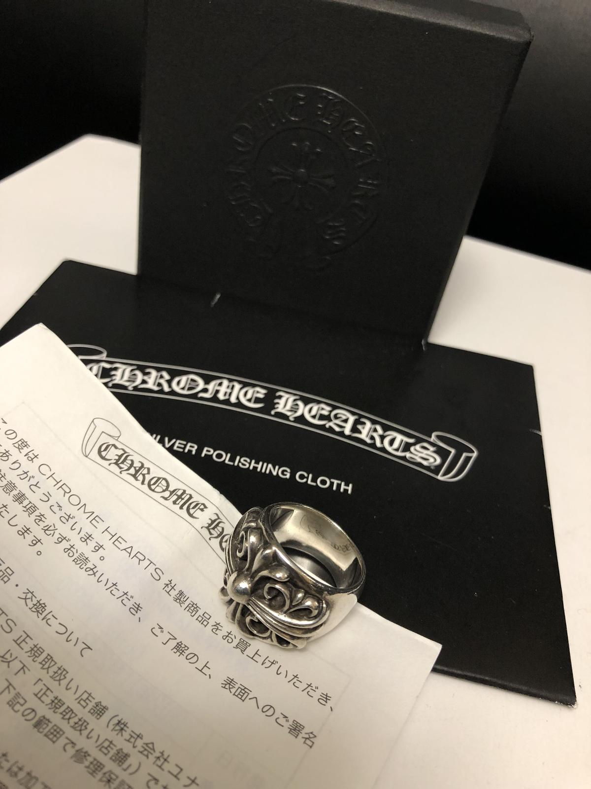 帝王超人気リング希少ピンキーサイズインボイス付〉Chrome Hearts 帝王超人気リング希少ピンキーサイズインボイス付〉Chrome Hearts