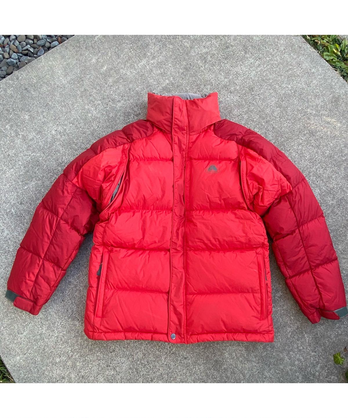 NIKE ACG