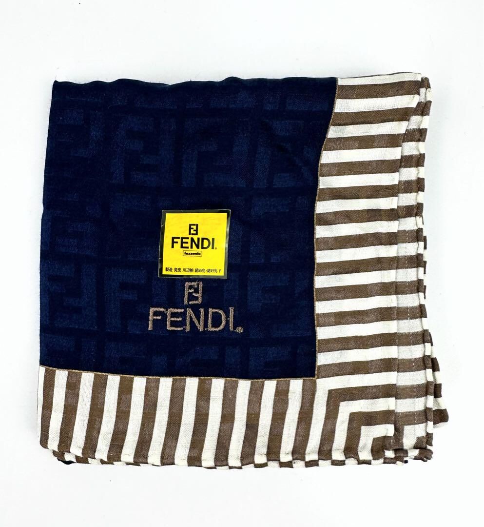 フェンディ　FENDI バンダナ　ハンカチ　スカーフ　首飾り　ズッカ　ズッキーノ