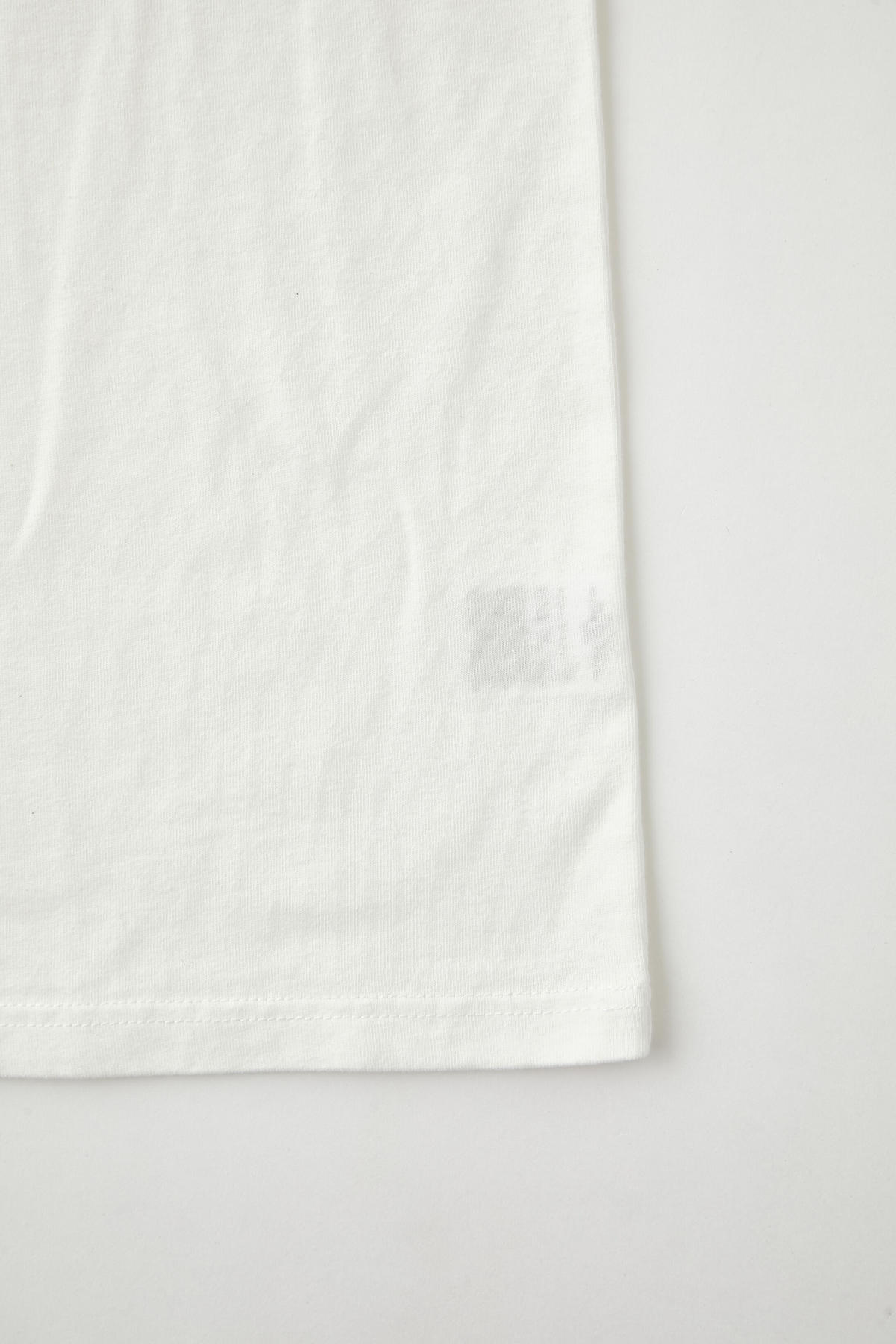 AKAENPITSU TEE(WHT) | bananaman goods store