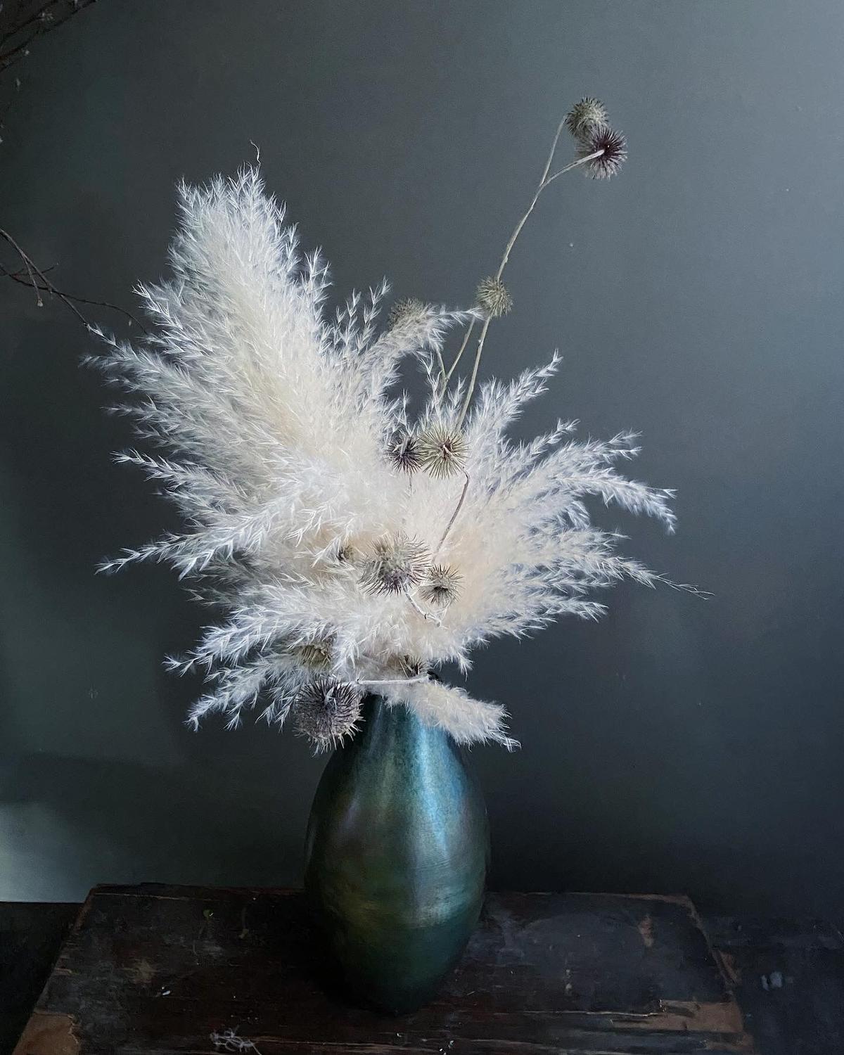 パンパスとオヤマボクチ Flower Shop Pepe