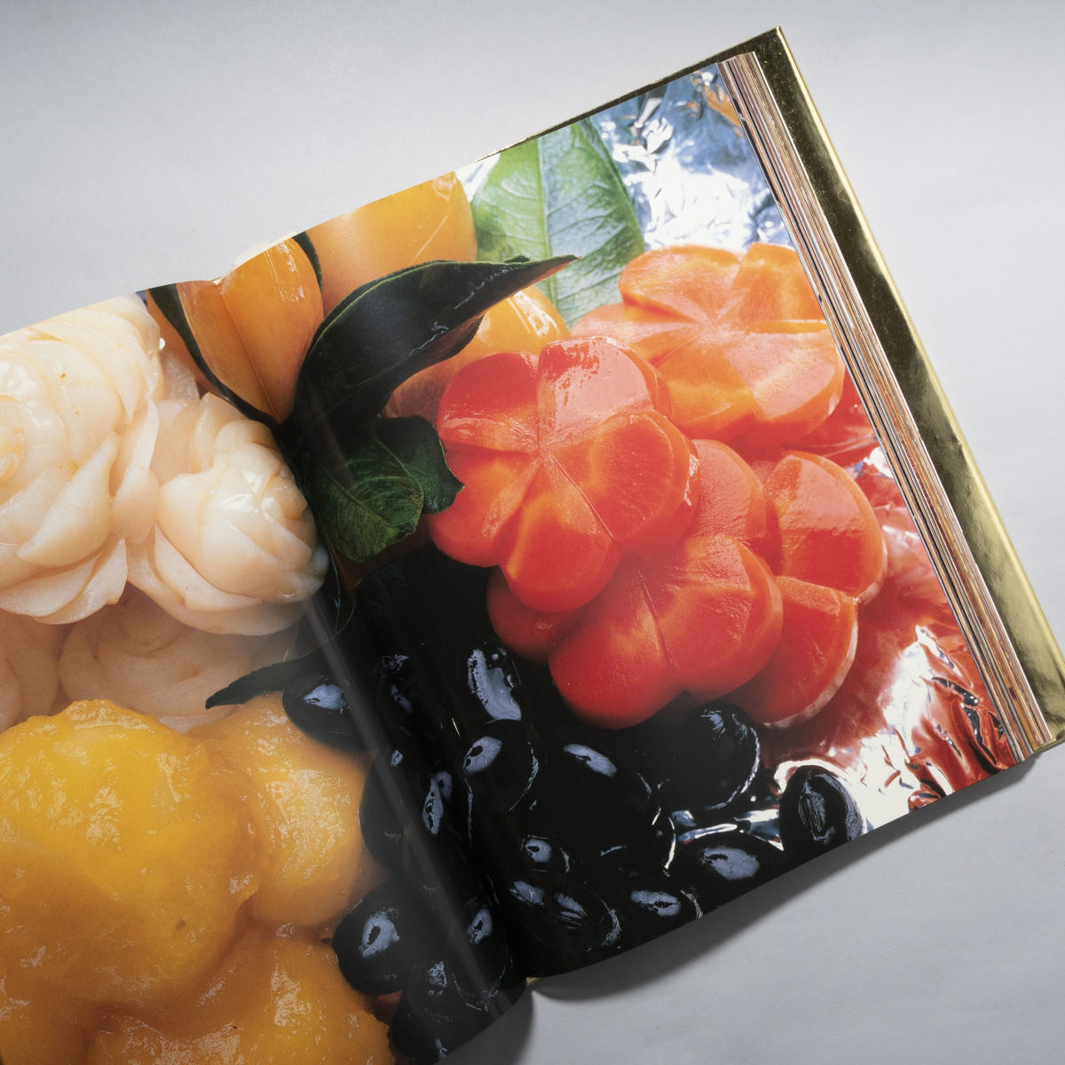 限定特価】 篠山紀信 写真集 食 直筆サイン入り その他 - htii.edu.kz