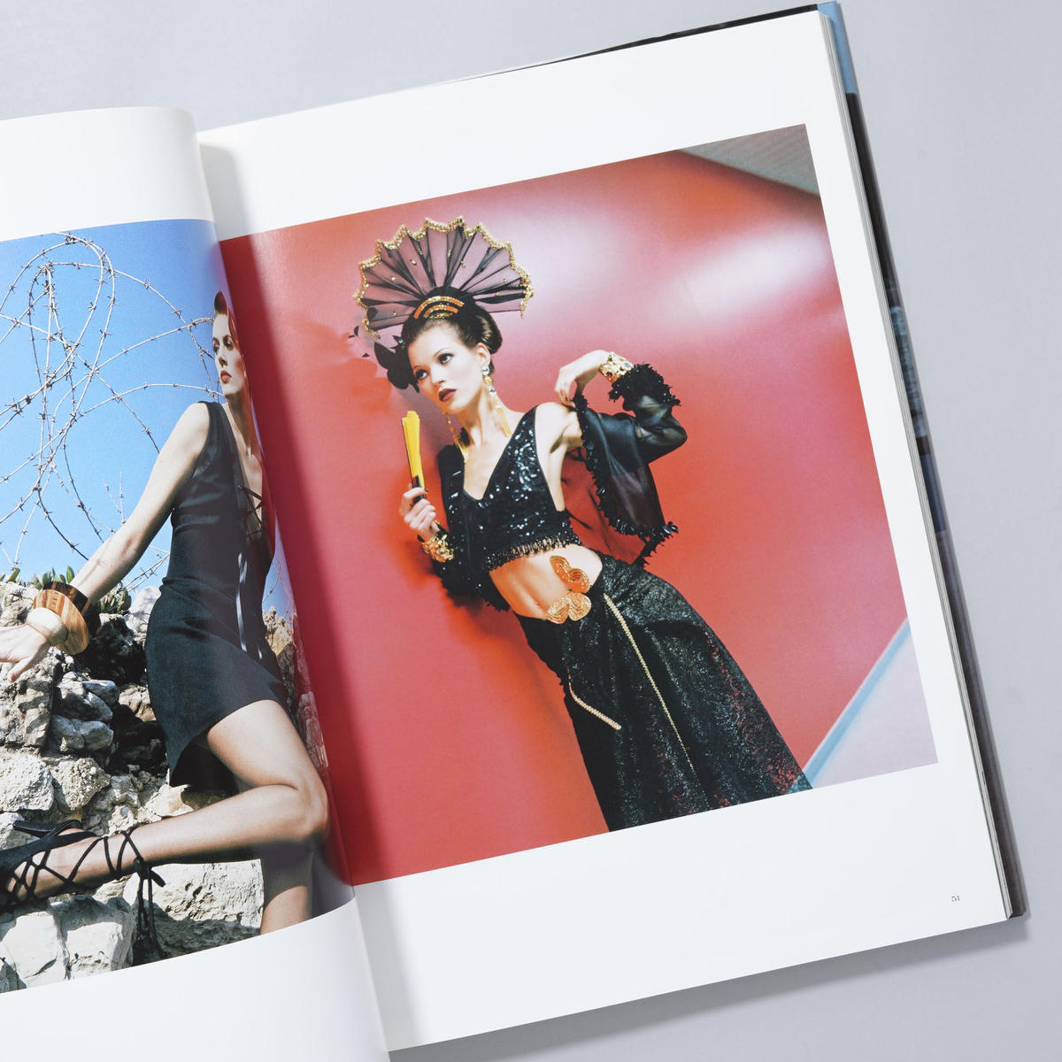 ヘルムート ニュートン作品集【Helmut Newton: Pages from the ヘルムート ニュートン作品集【Helmut Newton: Pages from the