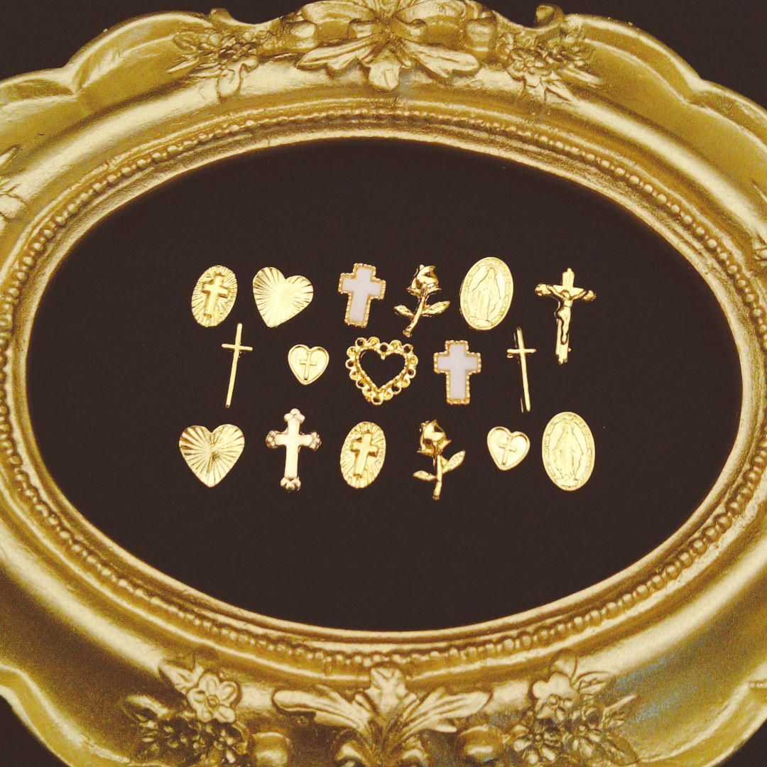 3d ネイルパーツ ホワイトクロス Cheree