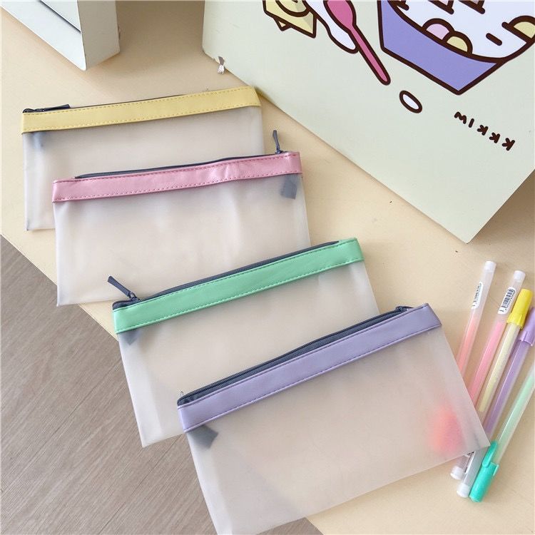 パステルカラーのクリアペンケース Cherrysugar