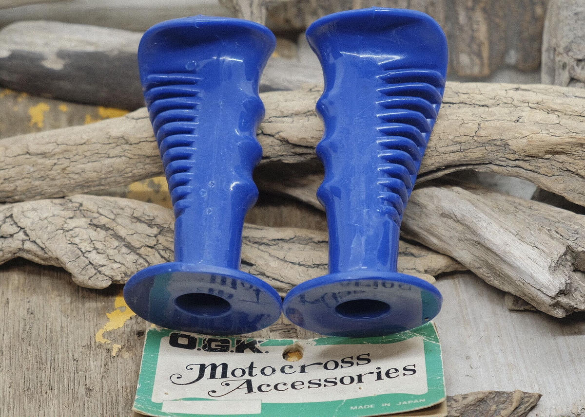 サマーセール35%オフ OGK OLD BMX コブラグリップ 水色 ブルー