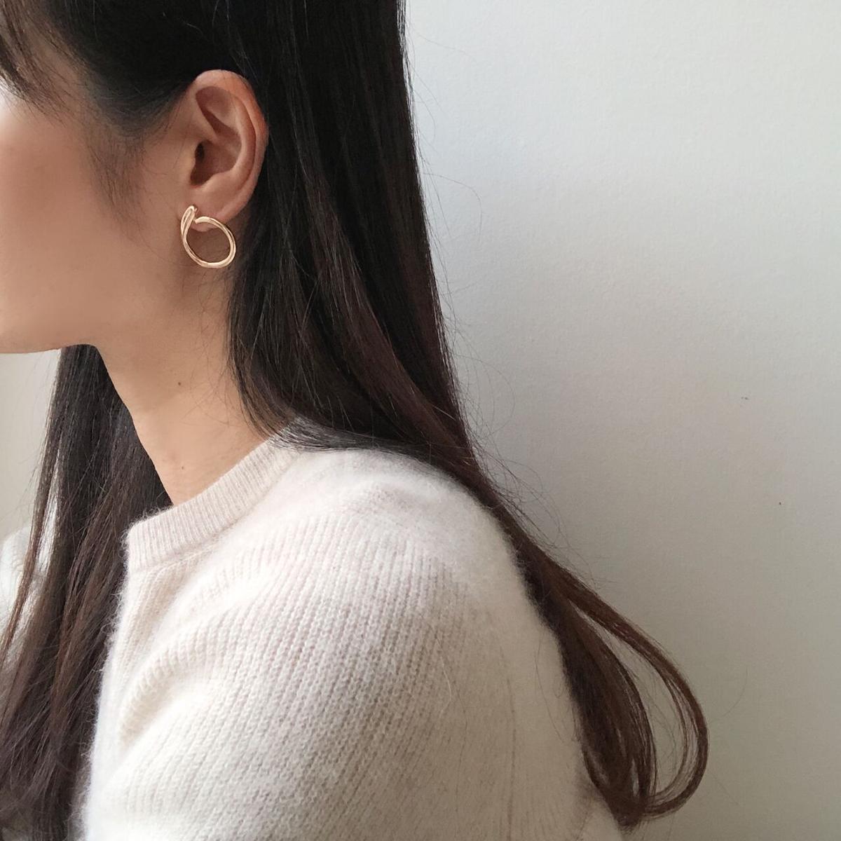 Round Design Earrings Chou Chou Fil