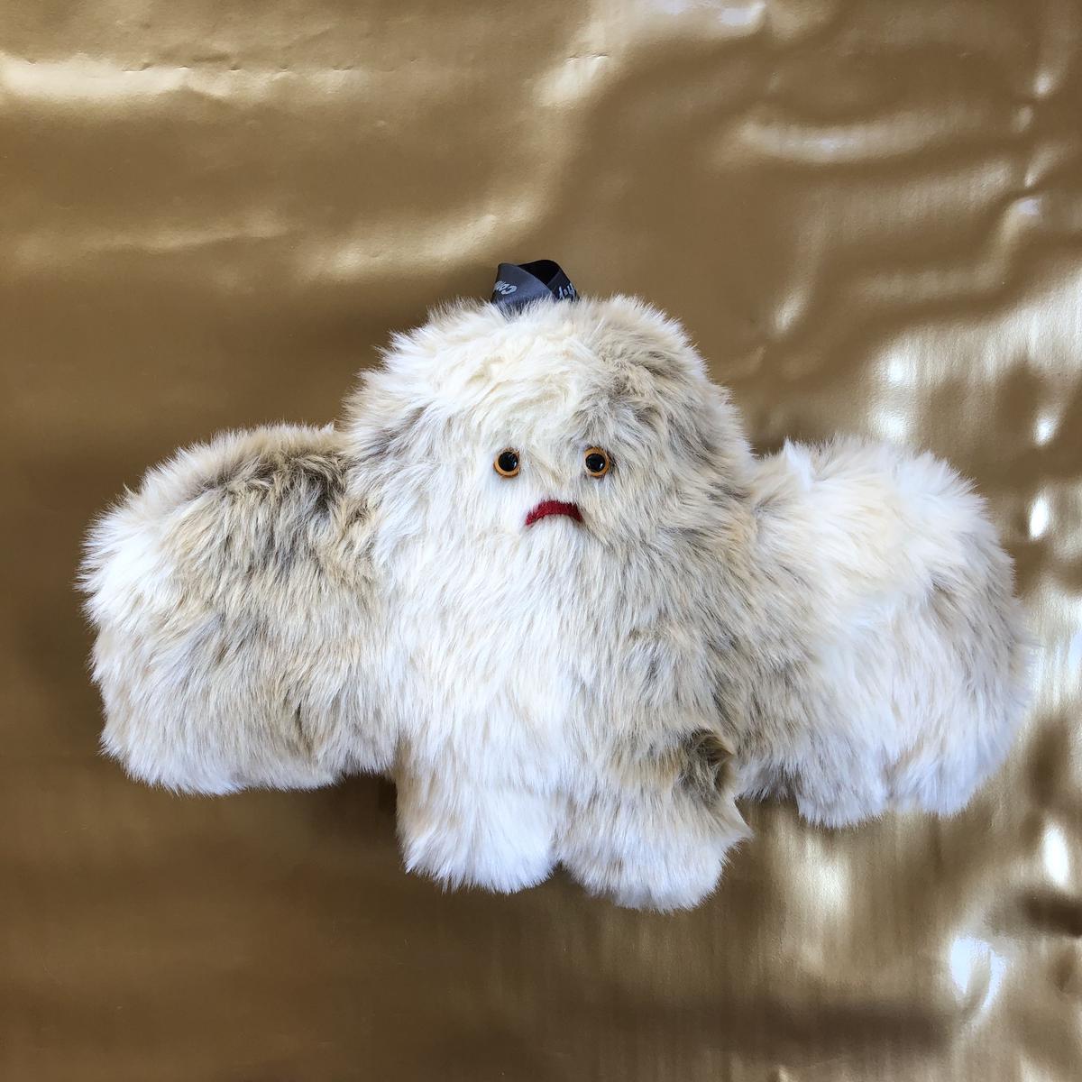 未確認生物 モスマン Beige Gray Comma Chans Nachipos