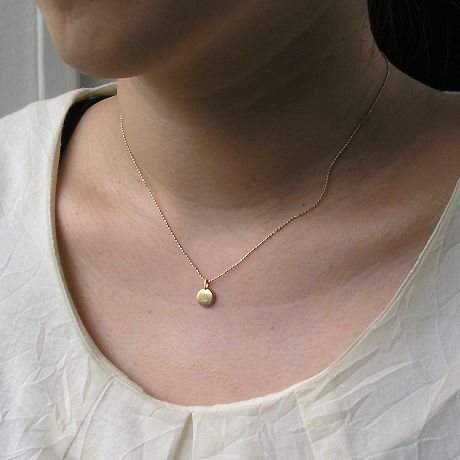 陰山織物謹製 Ｑuell Chance イニシャルHペンダントチャーム | alamiah