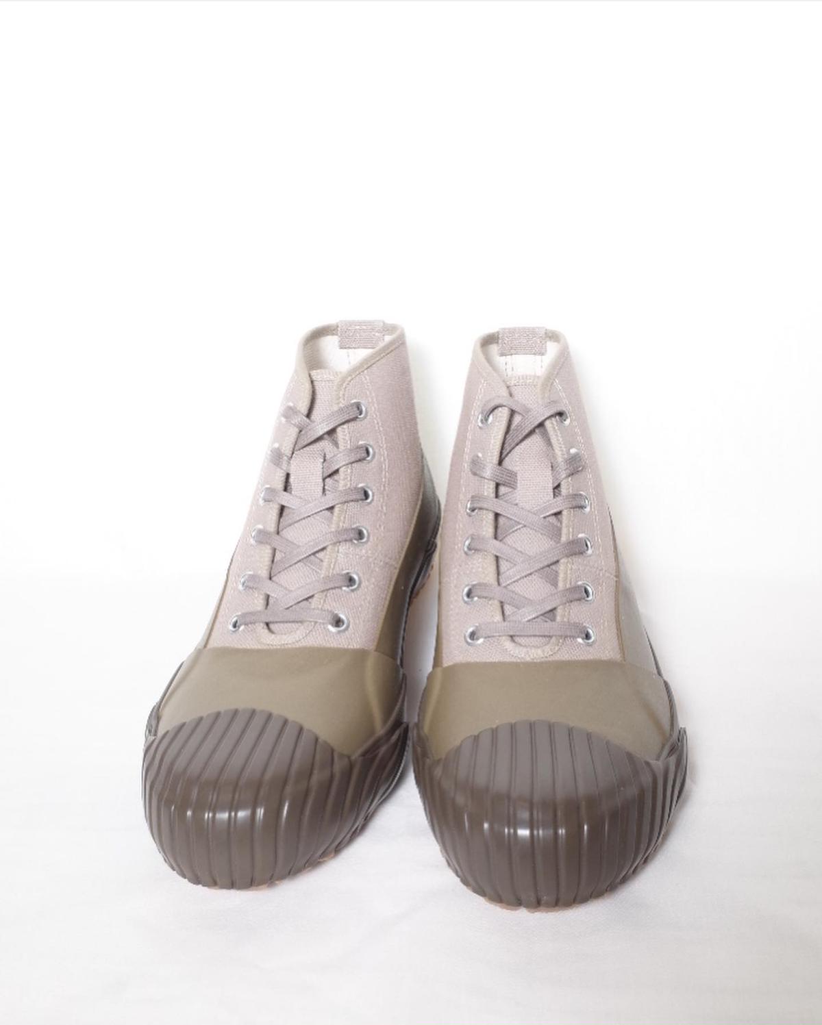 fine vulcanized alweather