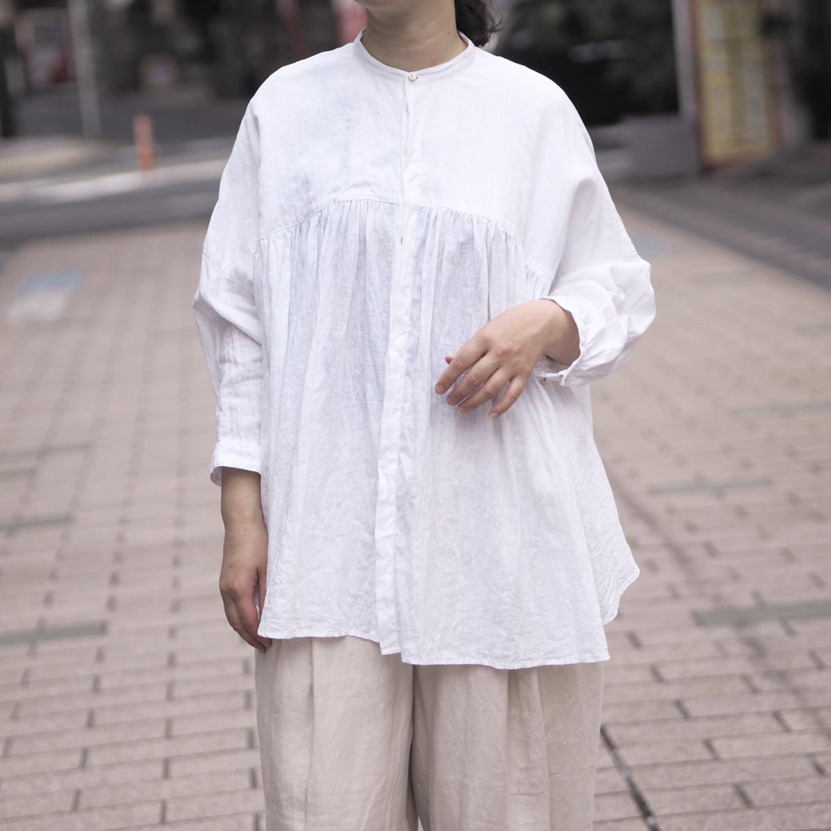 一番人気物 suzuki takayukiのfloating blouse シャツ/ブラウス(七分
