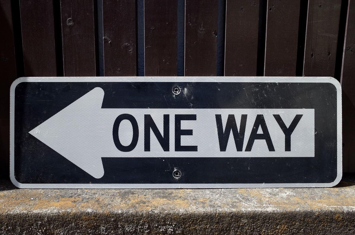 USA 巨大ONE WAY看板 USA ONE WAY看板